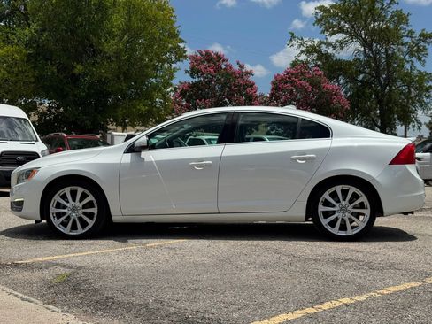 Used 2016 Volvo S60 T5 Inscription Platinum FWD image 3
