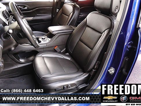 Used 2023 GMC Acadia SLT w/ Preferred Package image 9