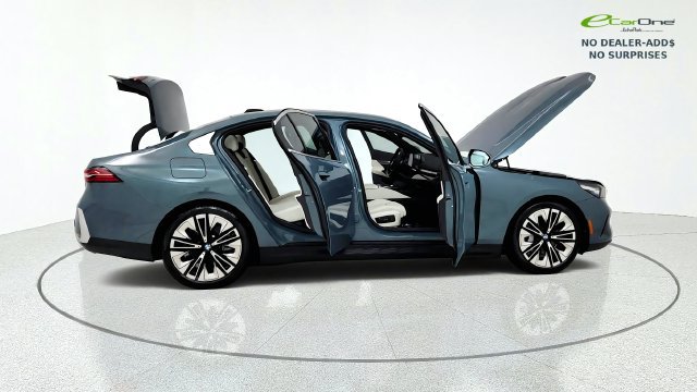Used 2026 BMW i5 eDrive40 AWD/4WD image 19