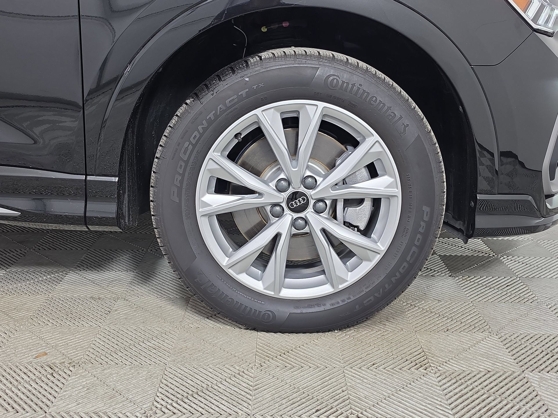 Certified 2025 Audi Q3 2.0T Premium Plus w/ Premium Plus Package AWD/4WD image 10