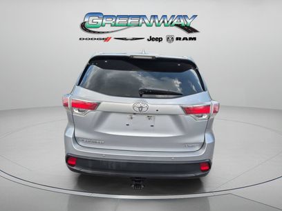Used 2016 Toyota Highlander Limited w/ Driver Technology Package