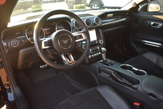 Used 2018 Ford Mustang GT Premium w/ Carbon Sport Interior Package RWD image 18