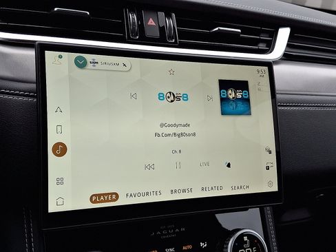 Used 2026 Jaguar F-PACE R-Dynamic S image 19