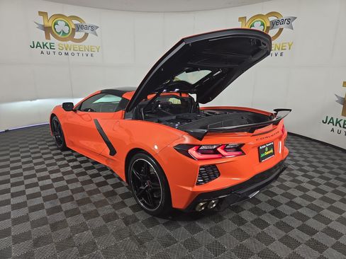 Used 2025 Chevrolet Corvette Stingray Preferred Cpe w/ Z51 Performance Package RWD image 32