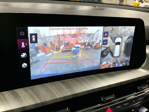 Used 2023 Kia Telluride SX Prestige image 27