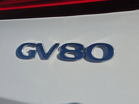 Used 2024 Genesis GV80 3.5T image 8