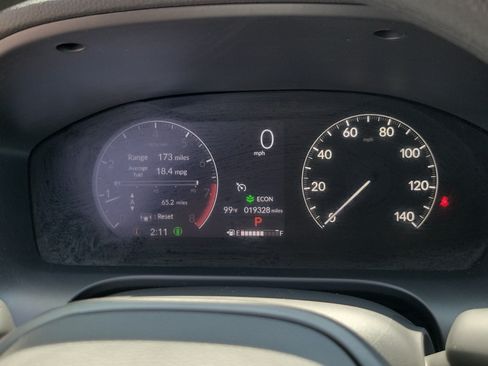 Used 2025 Honda HR-V LX image 27
