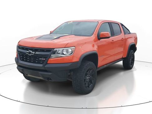 Certified 2020 Chevrolet Colorado ZR2 w/ ZR2 Dusk Special Edition AWD/4WD image 2