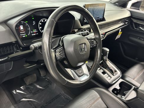 Used 2025 Honda CR-V Sport Touring image 7