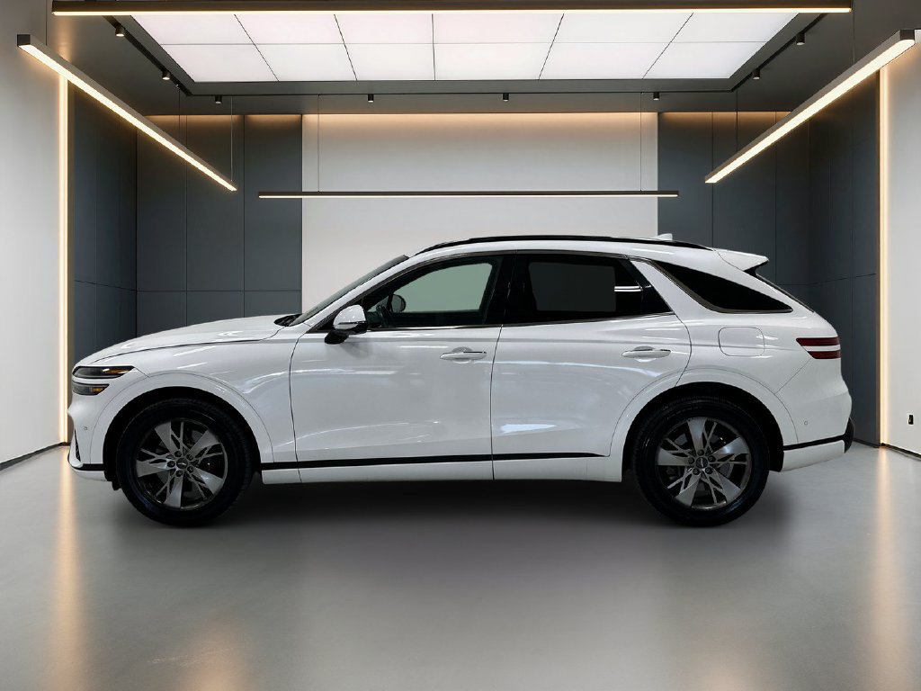Used 2022 Genesis GV70 3.5T Sport w/ Sport Advanced Package AWD/4WD image 2
