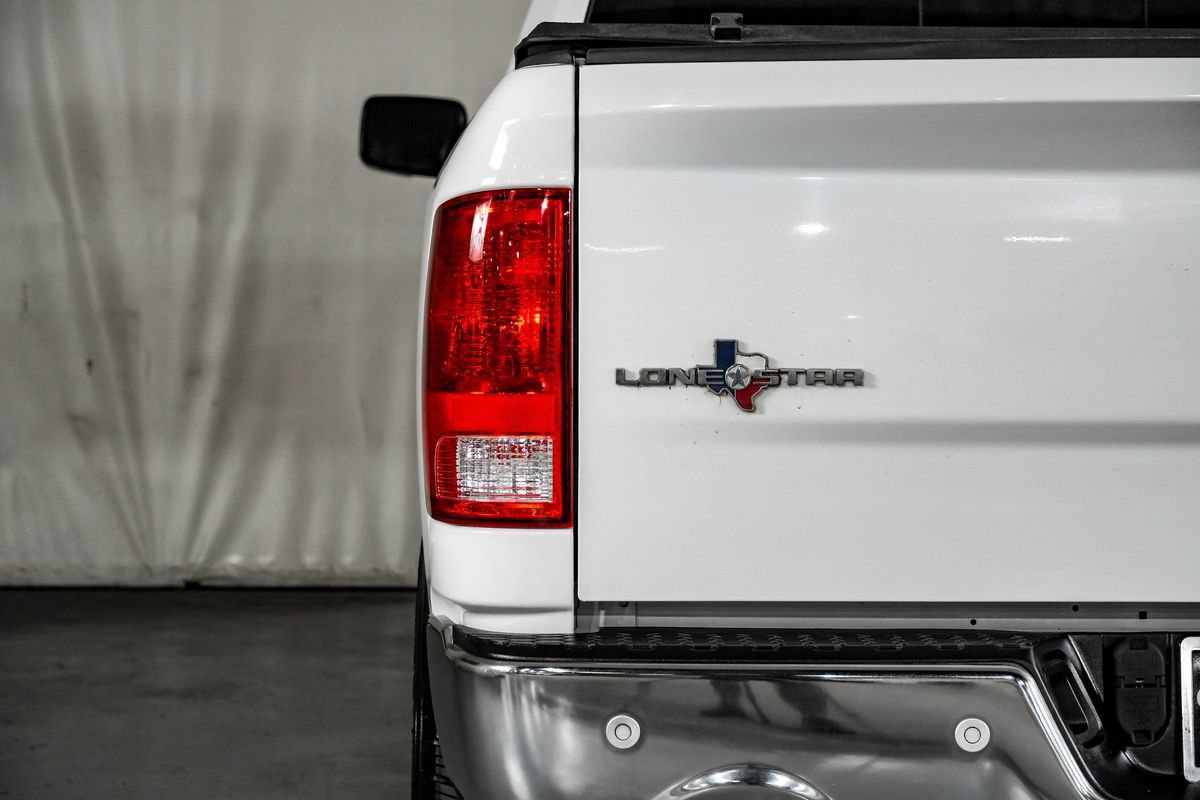 Used 2017 RAM 1500 SLT RWD image 41