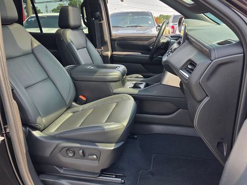 Certified 2021 Chevrolet Tahoe Z71 w/ Luxury Package AWD/4WD image 13