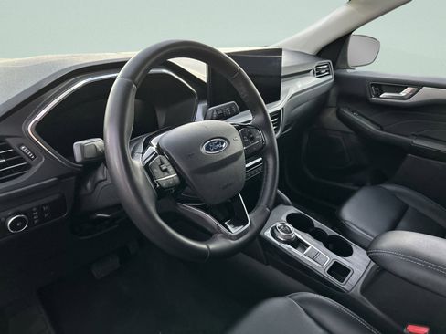 Used 2023 Ford Escape Platinum image 26