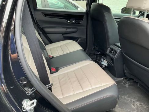 Used 2024 Honda CR-V Sport Touring image 9