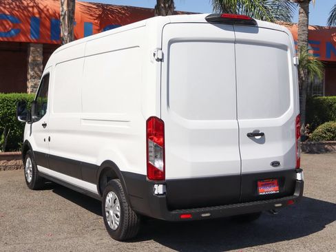 Used 2022 Ford E-Transit Medium Roof RWD image 6