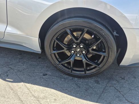 Used 2019 Ford Mustang GT Premium w/ Performance Package - Level 2 RWD image 8