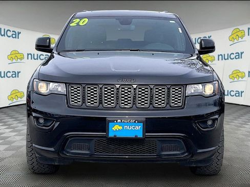 Used 2020 Jeep Grand Cherokee Altitude image 2