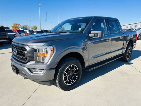 Used 2022 Ford F150 XLT w/ Equipment Group 302A High image 33