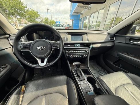 Used 2018 Kia Optima EX w/ Premium Package FWD image 15