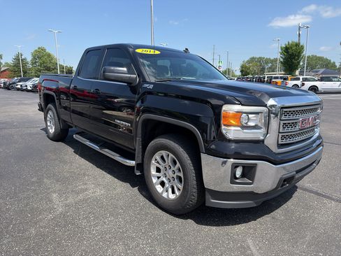 Used 2014 GMC Sierra 1500 SLE w/ SLE Value Package AWD/4WD image 4