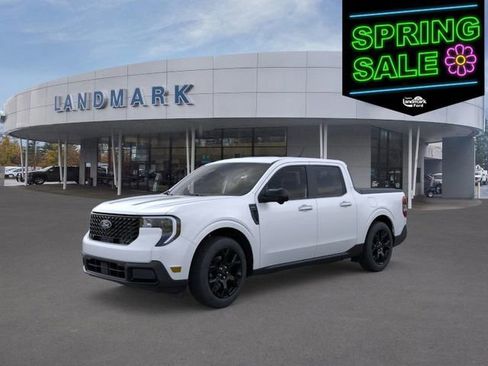 New 2025 Ford Maverick Lariat w/ Black Appearance Package image 1