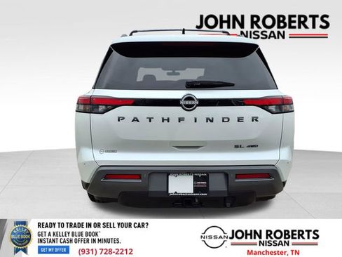 New 2026 Nissan Pathfinder SL w/ SL Premium Package AWD/4WD image 17