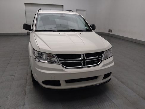 Used 2019 Dodge Journey SE image 14
