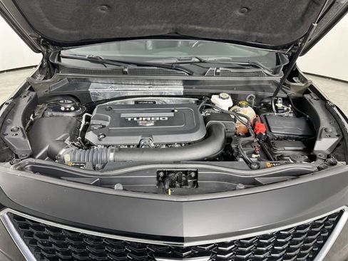 Certified 2023 Cadillac XT4 Sport FWD image 31
