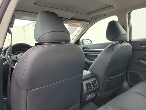 Certified 2024 Nissan Altima 2.5 SL FWD image 16