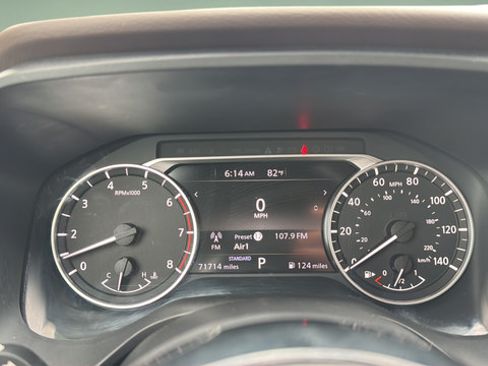 Used 2022 Nissan Rogue SV FWD image 32