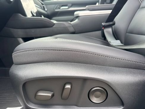 New 2027 GMC Terrain Elevation w/ Elevation Premium Package FWD image 14