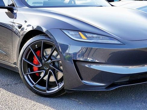 Used 2024 Tesla Model 3 Performance image 4