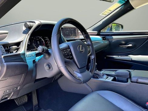 Used 2020 Lexus ES 350 w/ Premium Package FWD image 18