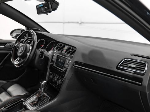 Used 2017 Volkswagen GTI Autobahn FWD image 17
