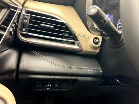 Used 2025 Subaru Outback Limited w/ Popular Package #2 image 25