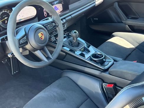 Certified 2022 Porsche 911 GT3 image 4
