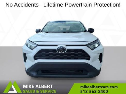 Used 2023 Toyota RAV4 LE AWD/4WD image 2