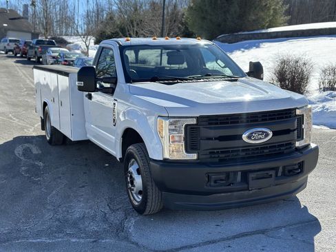 Used 2017 Ford F350 XL w/ Power Equipment Group image 12