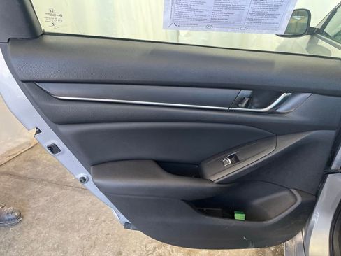 Used 2019 Honda Accord Sport image 21