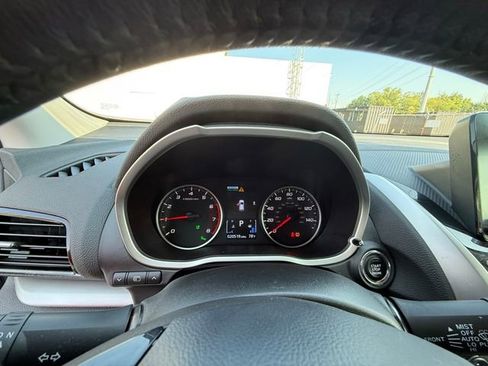 Used 2024 Mitsubishi Eclipse Cross SE image 14