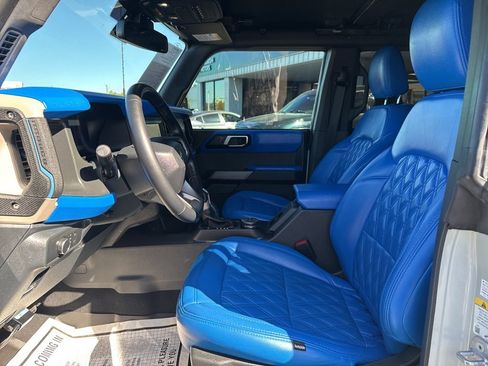 Used 2022 Ford Bronco Wildtrak image 17