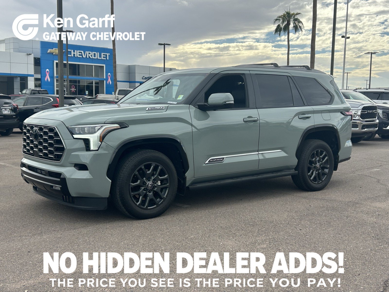 Used 2025 Toyota Sequoia Platinum AWD/4WD image 1