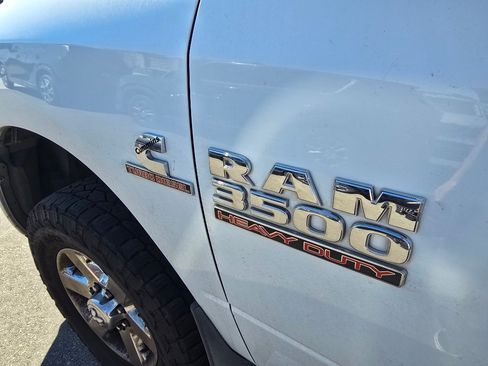 Used 2015 RAM 3500 Big Horn AWD/4WD image 10