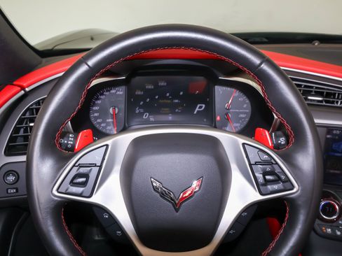 Used 2019 Chevrolet Corvette Stingray Convertible Z51 2LT RWD image 25