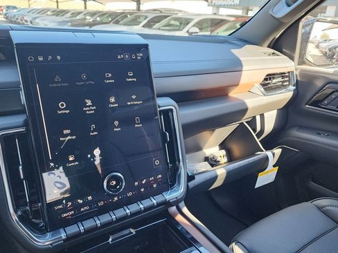 New 2026 GMC Yukon Denali image 39