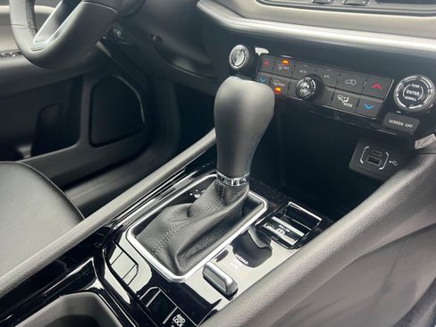 New 2026 Jeep Compass Limited image 17