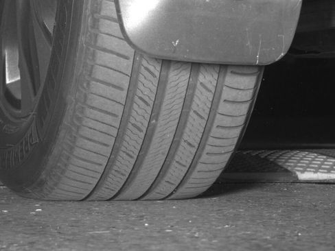 Used 2023 Toyota Highlander XLE image 10