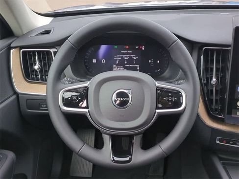 New 2026 Volvo XC60 B5 Plus w/ Protection Package Premier image 23