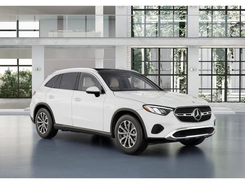 New 2026 Mercedes-Benz GLC 300 4MATIC image 11