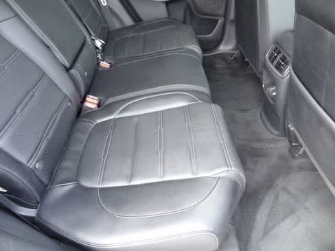 Used 2020 Honda CR-V Touring image 12